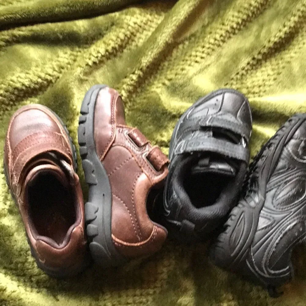 Stride Rite Hush Puppies 8.5 leather shoes boys